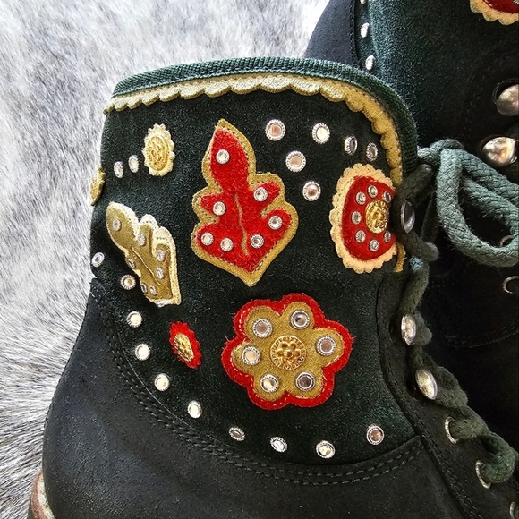 Mariagrazia Ripari Vintage Suede Embroidered Floral Studded Lace Up Boots - Picture 9 of 12